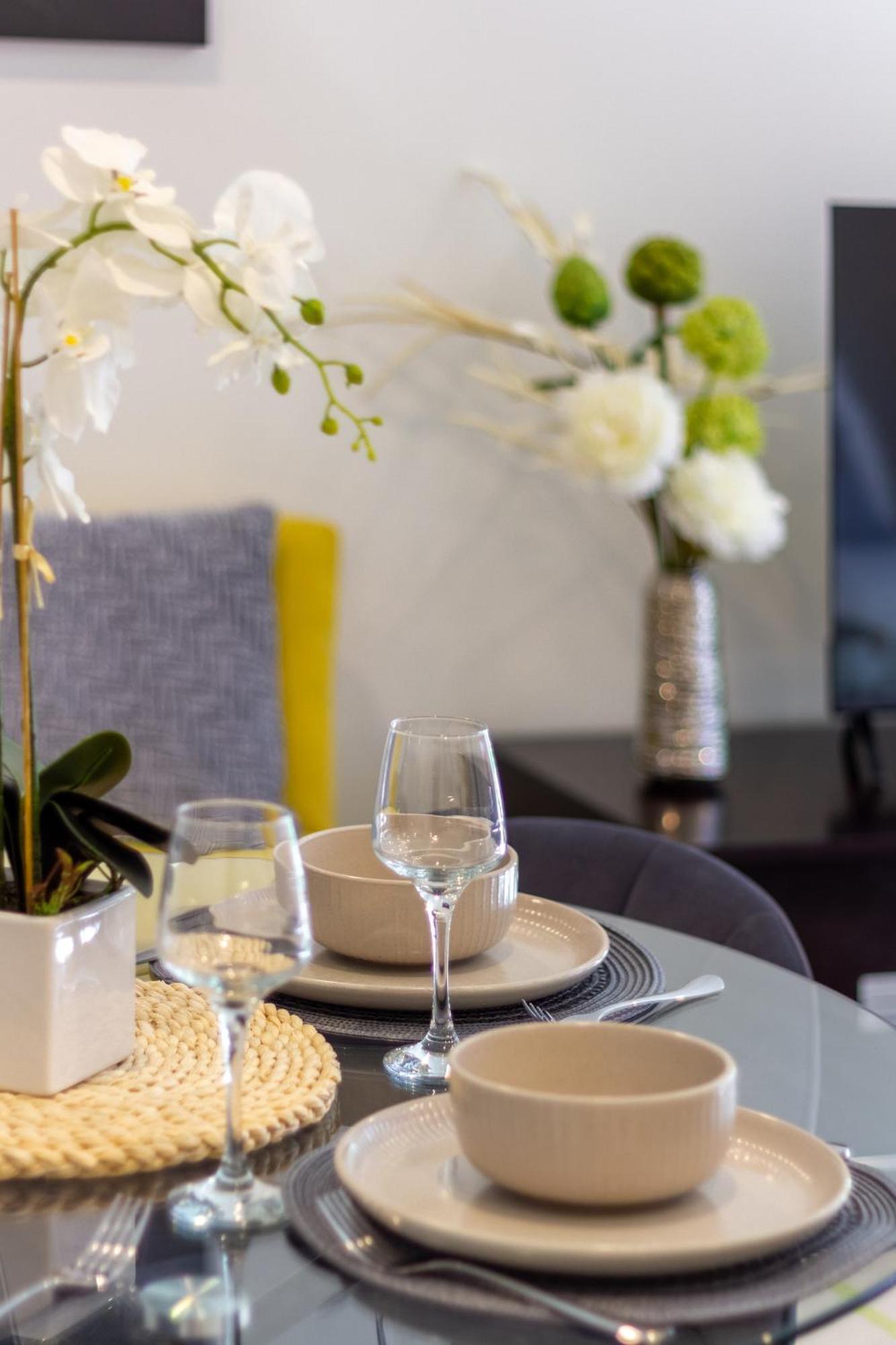 Central Escape On Cashel Street 2 Bed 2 Bath Christchurch Esterno foto
